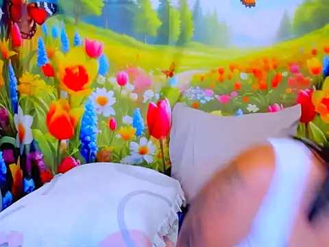 indianroxy webcam