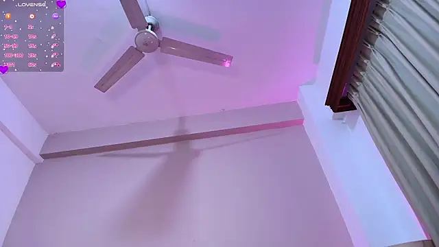 LunaAspen_ live sex cam
