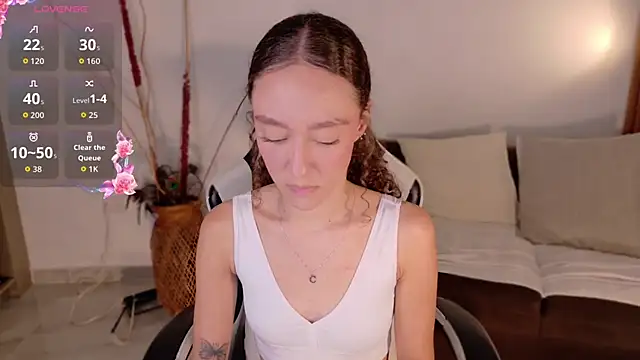 ChloeMoreti webcam