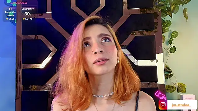 Justmia69 webcam