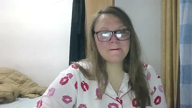 MuseChic_Wild webcam