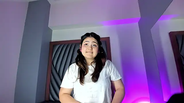 TaylorKimy webcam