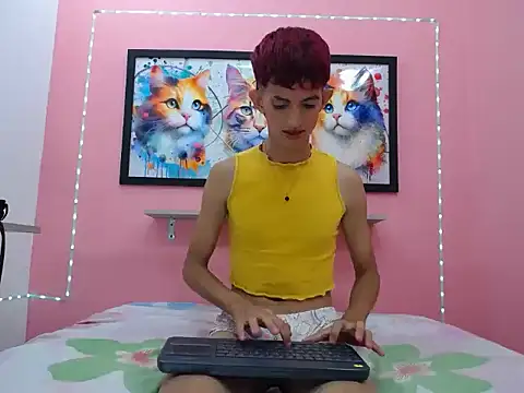 twink_baby_18 webcam