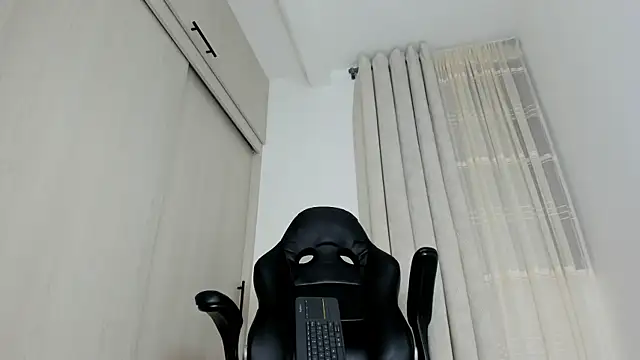 Biscuit_oliva webcam