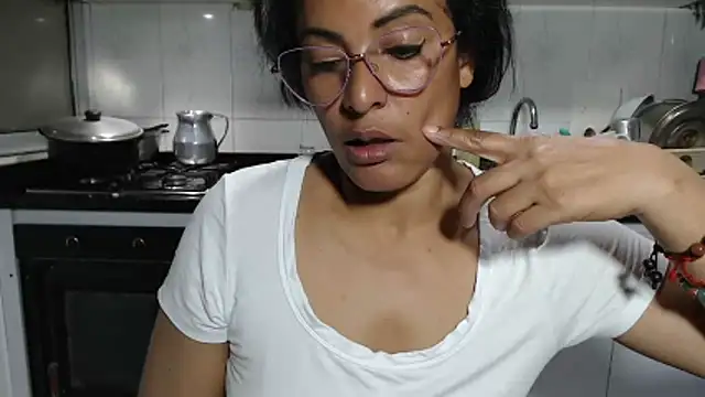kateleyagrey webcam