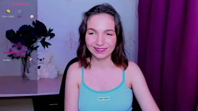KindHazelHere_ webcam
