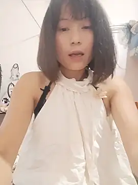 linda_bae00 webcam