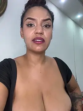 Sara-77 webcam