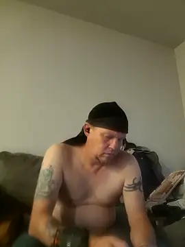 yourmasterisbored - YourMasterisBored's free webcam - UK Sex Cams