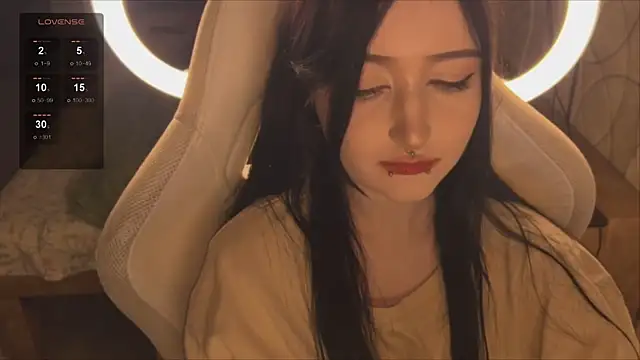 sinspirits (G young) - suck fingers with eyes contact