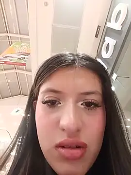 Live sex cam of SALOME-28_