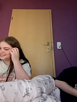 Live sex cam di BellaHoneyy