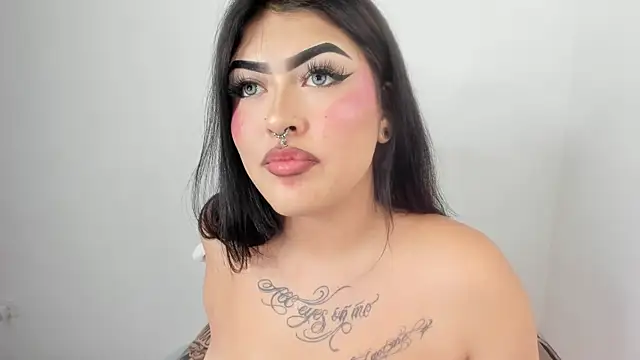 hollycute__ webcam