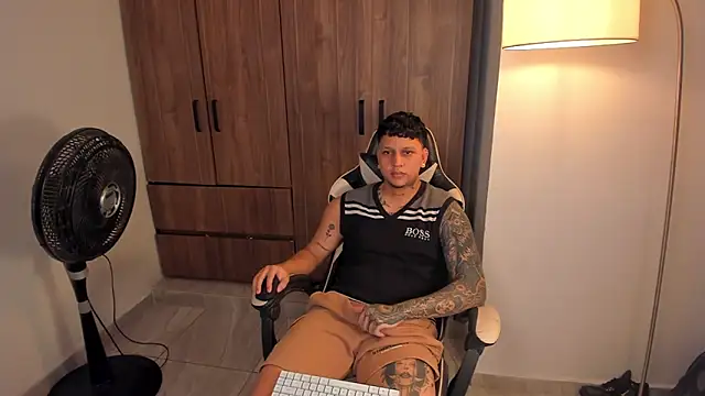 Jake_simons webcam