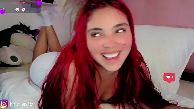 Kylie_brokee webcam