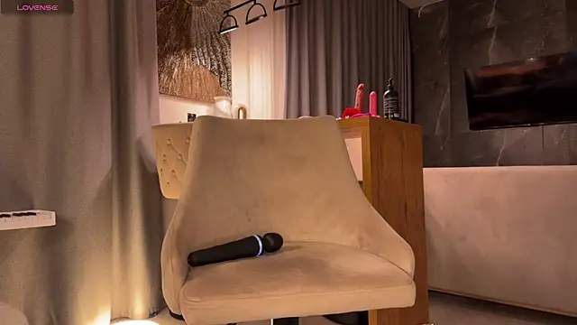 sexy_katze (F teen) - doggy naked