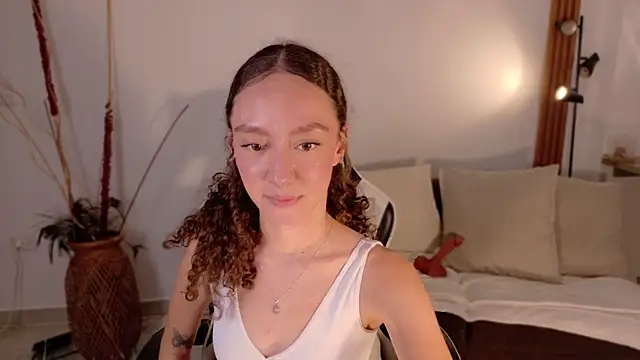 ChloeMoreti webcam