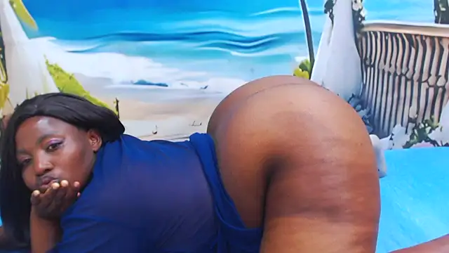 JUICYASSxxx webcam