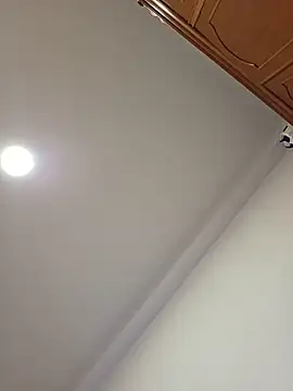 NeredaXxx webcam