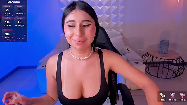 MayaMoretti_ webcam