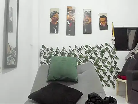Latins_Boss webcam