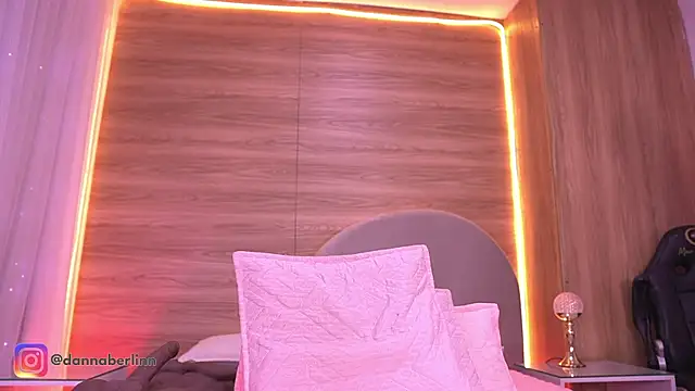 danna_berlin_ webcam