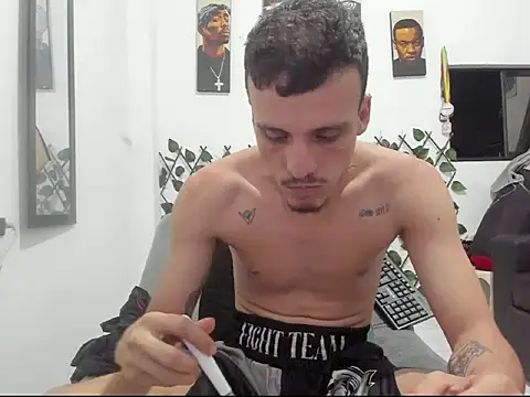 Latins_Boss webcam