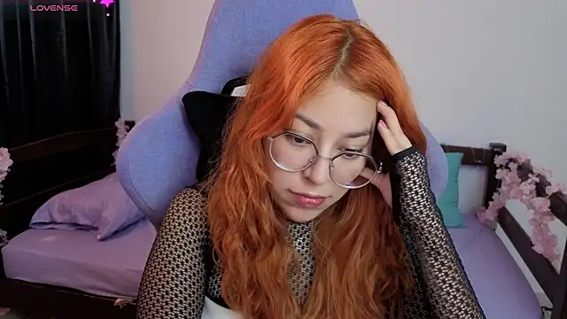 _Moon_Johnson webcam