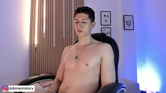 Dorianmistery2322_ webcam