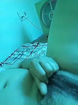BlueGirlyeah webcam