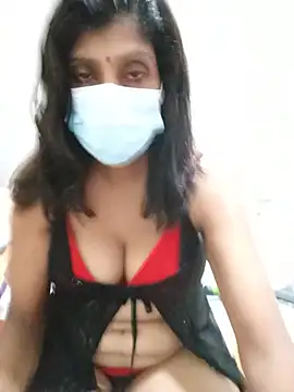 Amisha-35 webcam