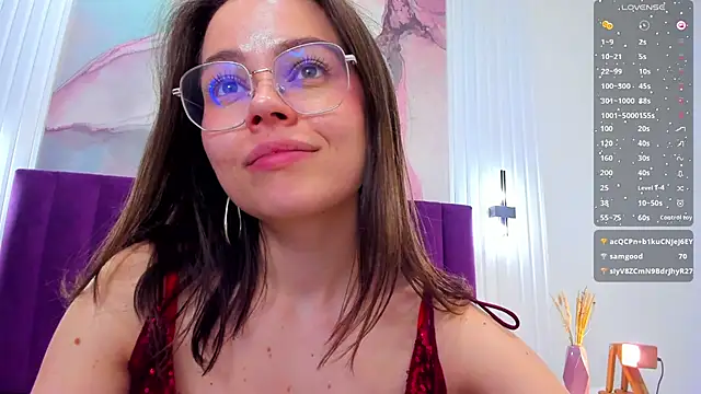 Kelly_Cuutie webcam