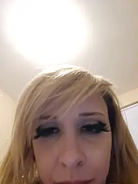 AmethystFoxx webcam