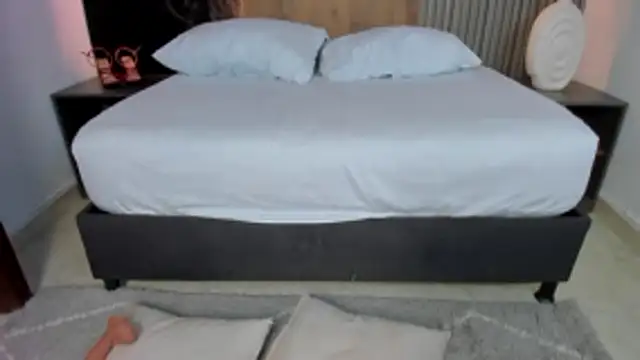 lia_sexx19 webcam