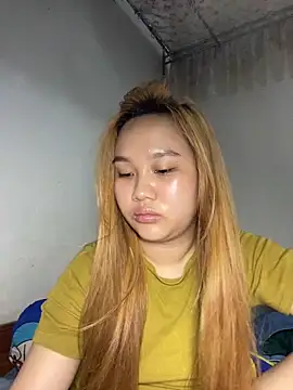 Almira6868 webcam