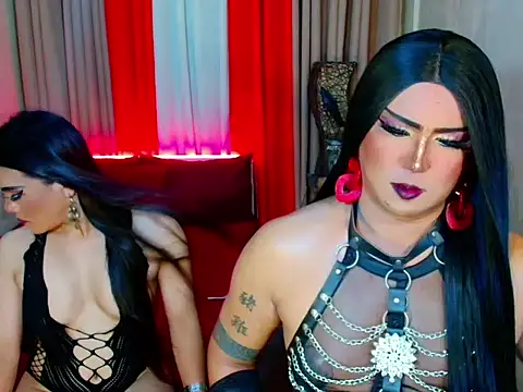 Incredible_Shemale webcam