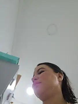 Pretty_Julieta webcam