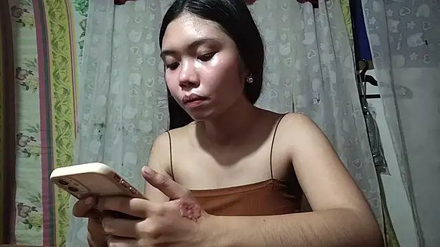 RegenaKhanponaphan live sex cam