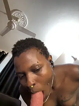 __Naomi webcam