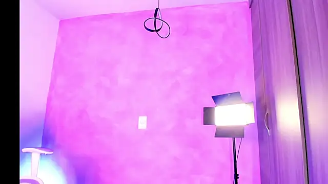 miapink_ofi webcam