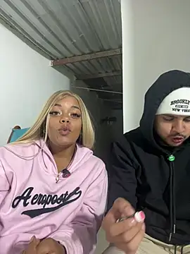 ladyandnico webcam