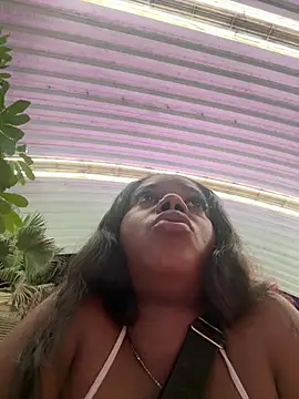 SHADDAY77 webcam
