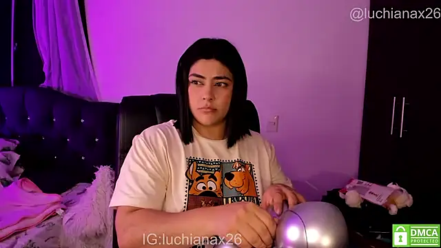 lucy26_ webcam