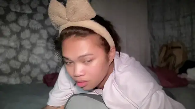 Exotic_alyssa69 webcam