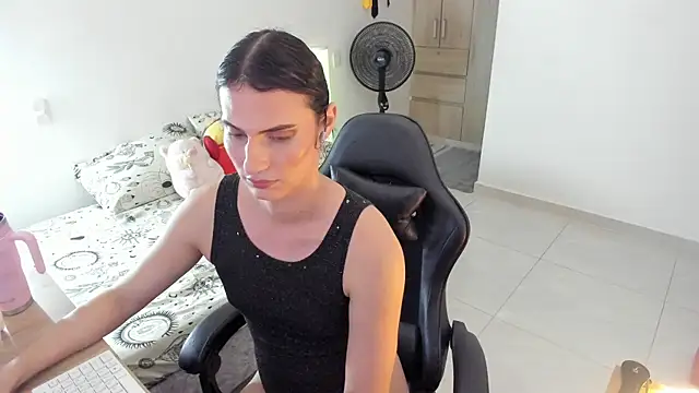 _shantallskinny_ live sex cam