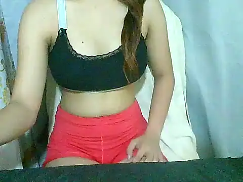 hornywetpussy4u - HornyWetPussy4u's free webcam - UK Sex Cams