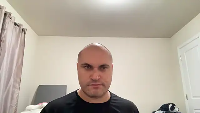 SluggishChase99 webcam