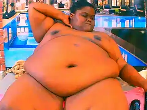 EbonyHotBuns webcam