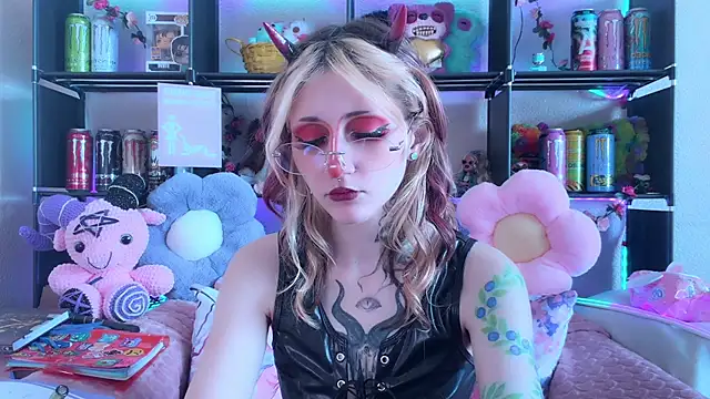 _Devill_Baby webcam