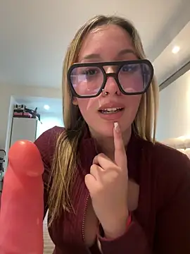 Mialunaxx webcam